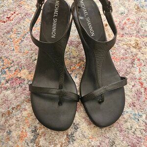 Michael Shannon T Strap Kitten Heels - Black Size 8